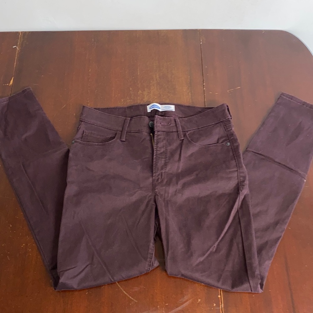 Burgundy old navy stretch pants